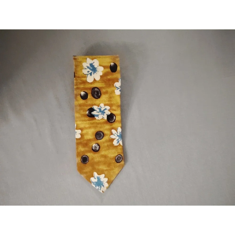 Hugo Boss Silk Tie Men Gold Floral Abstract Made in Italy‎ 57